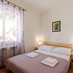 Liebevolles Nur 500 Meter Zum Mit Privatparkplatz, Wifi, Klima * Crikvenica