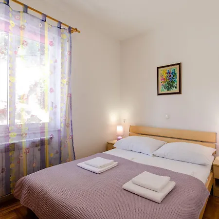 Liebevolles Nur 500 Meter Zum Mit Privatparkplatz, Wifi, Klima * Crikvenica