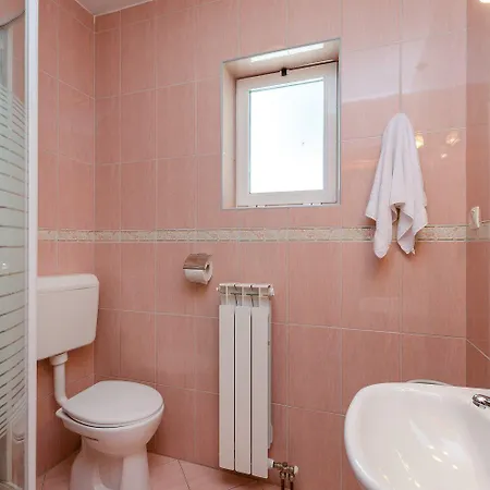 Liebevolles Nur 500 Meter Zum Mit Privatparkplatz, Wifi, Klima Appartement *