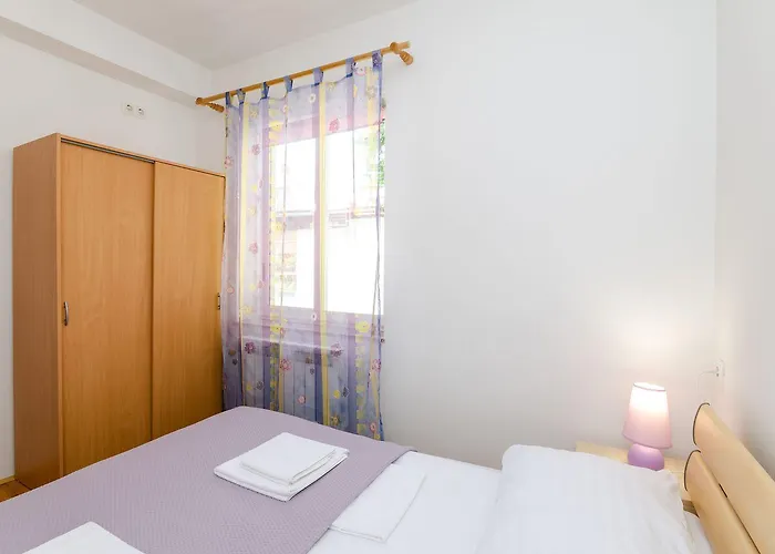 Liebevolles Nur 500 Meter Zum Mit Privatparkplatz, Wifi, Klima Appartamento Crikvenica
